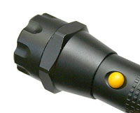 dewalt_3aaa_03a