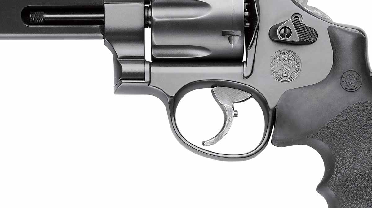 trigger detail photo of the Stealth Hunter revolver