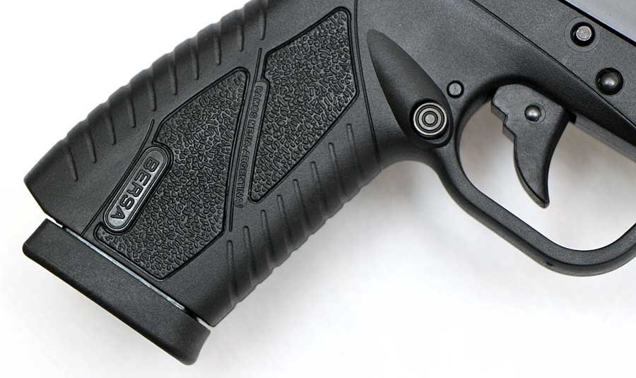 Bersa BP9CC grip