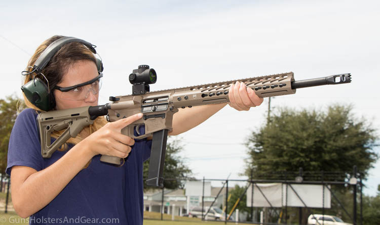 testing the Trijicon MRO