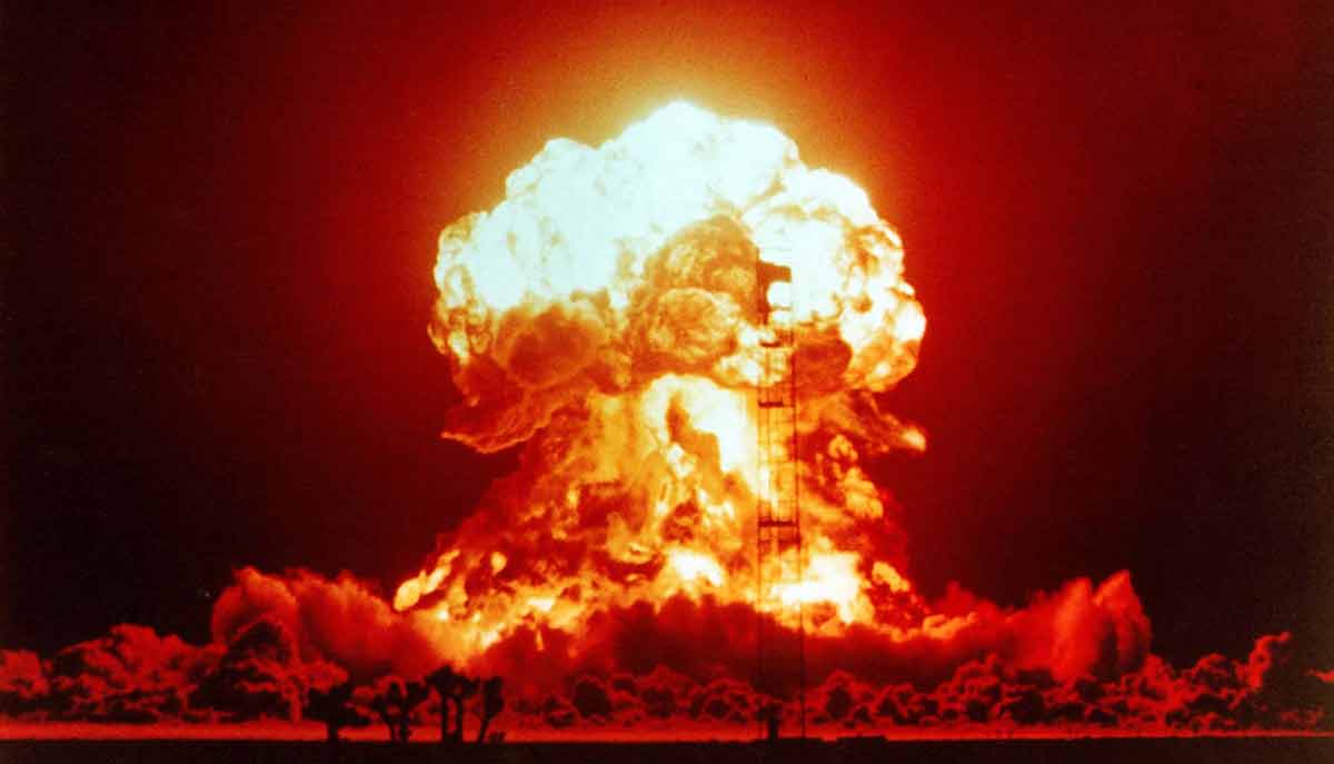 3D Printed Guns and Nuclear Weapons