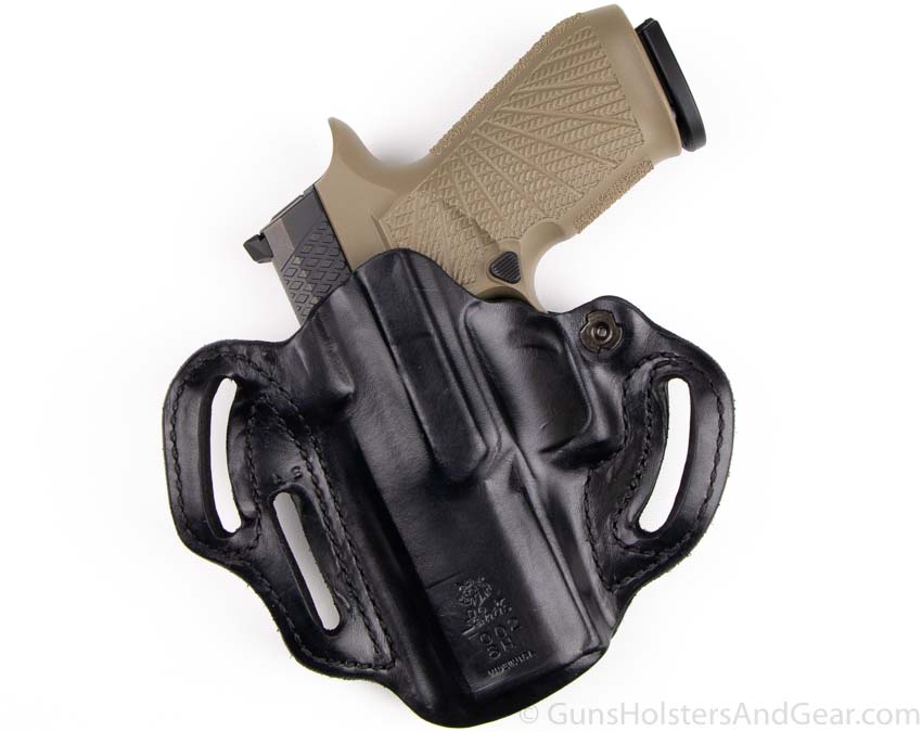 DeSantis Open Top Holster for Wilson Combat WCP320 Carry