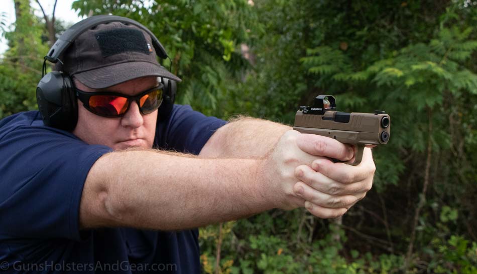 Shooting the Swampfox Sentinel on a Springfield Hellcat