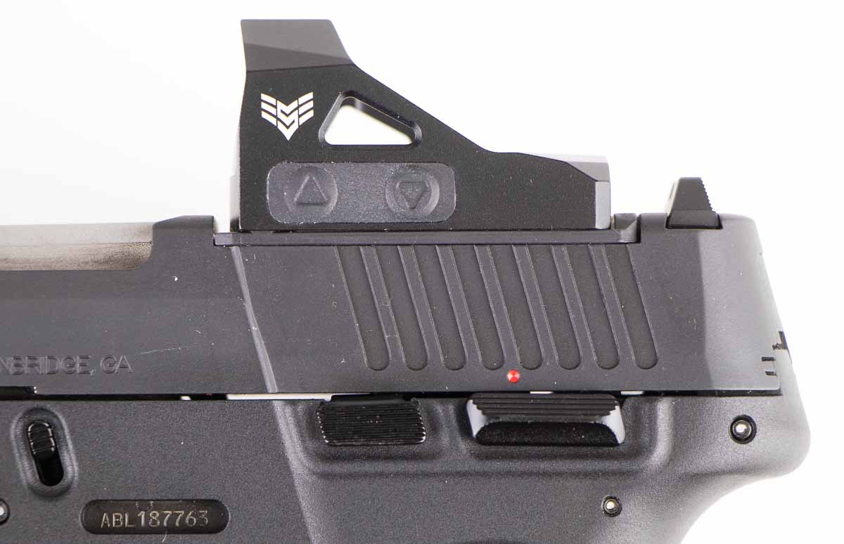 red dot sight mounted on the Taurus G3c