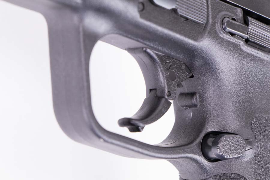 hinged trigger on the polymer framed Smith & Wesson M&P 9 2.0 compact CCW pistol