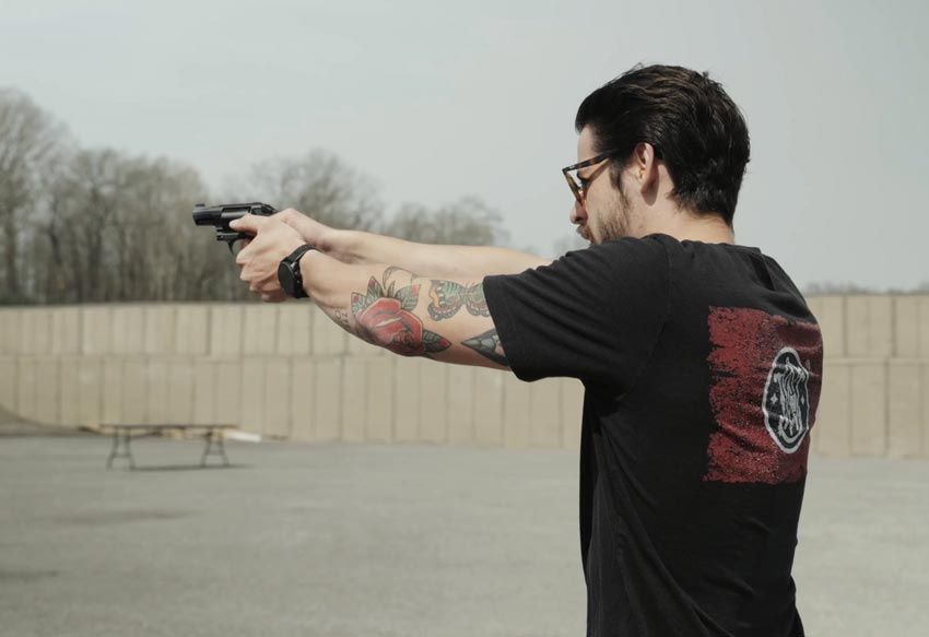 shooting the Smith and Wesson Bodyguard 38 2.0