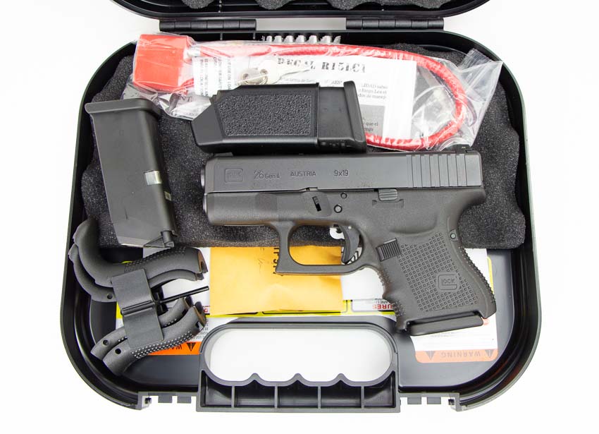 Glock 26 Gen4 kit with spare magazines backstraps and more